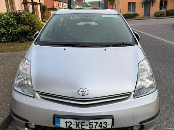 Toyota Prius Hatchback, Petrol Hybrid, 2012, Silver