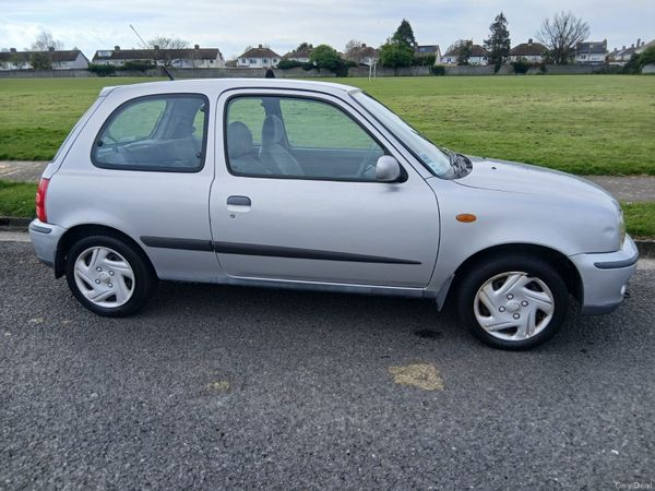 Nissan Micra Hatchback, Petrol, 2001, Silver