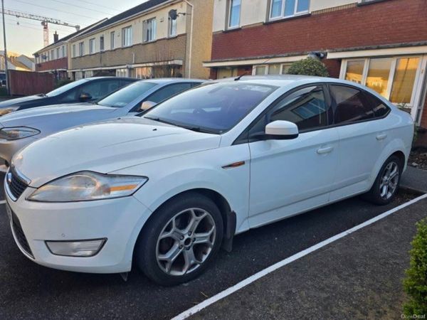 Ford Mondeo Hatchback, Diesel, 2010, White