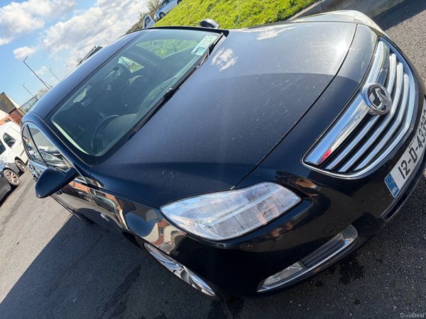 Vauxhall Insignia Hatchback, Diesel, 2012, Black