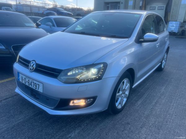 Volkswagen Polo Hatchback, Petrol, 2011, Silver
