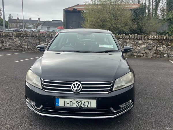 Volkswagen Passat Saloon, Diesel, 2011, Black
