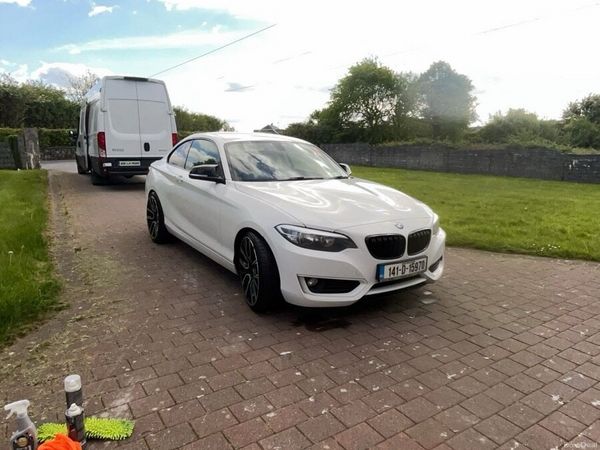 BMW 2-Series Coupe, Diesel, 2014, White