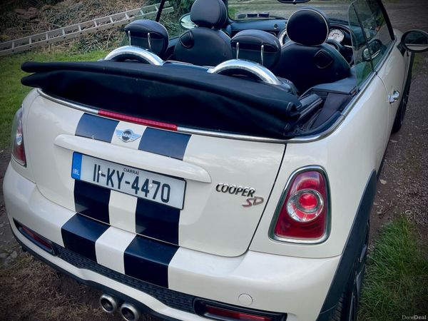 Mini Cooper Convertible, Diesel, 2011, White