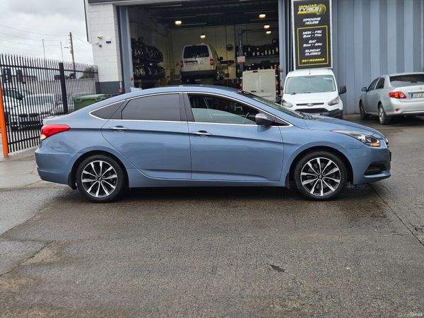 Hyundai i40 Saloon, Diesel, 2017, Blue