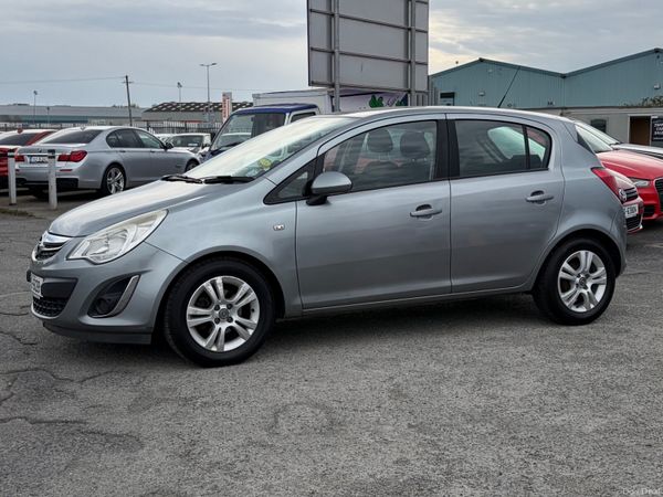 Opel Corsa Hatchback, Petrol, 2013, Silver