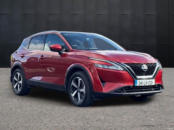 Nissan Qashqai MPV, Petrol, 2024, Red