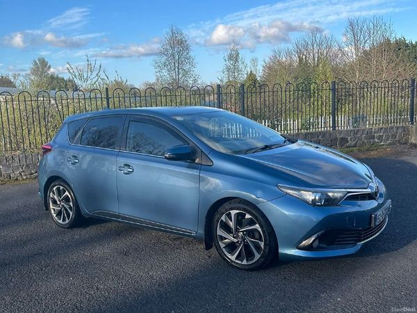 Toyota Auris Hatchback, Diesel, 2015, Blue