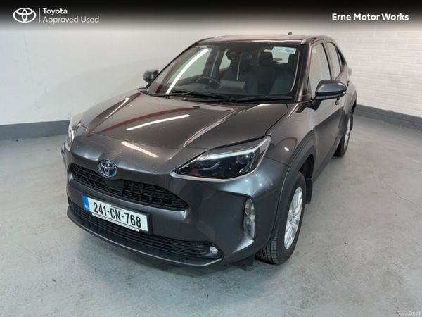 Toyota Yaris Cross Hatchback, Petrol Hybrid, 2024, Grey