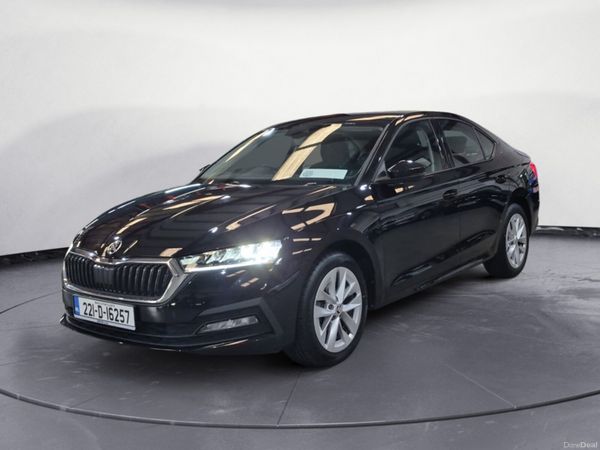 Skoda Octavia Saloon, Diesel, 2022, Black