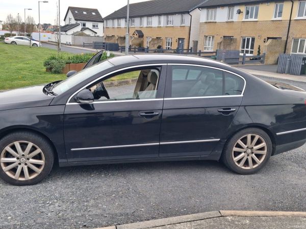 Volkswagen Passat Saloon, Diesel, 2010, Black