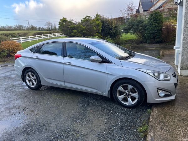 Hyundai i40 Saloon, Diesel, 2013, Silver
