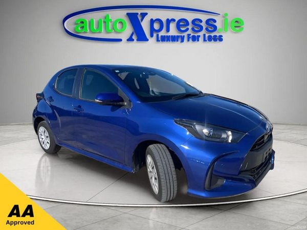 Toyota Yaris Hatchback, Petrol Hybrid, 2022, Blue