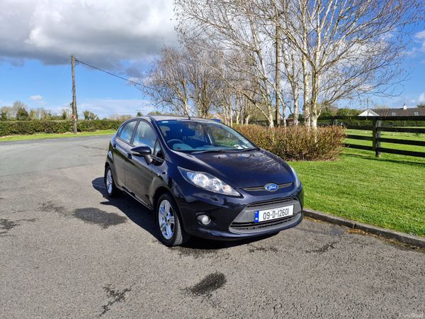Ford Fiesta Hatchback, Petrol, 2009, Black