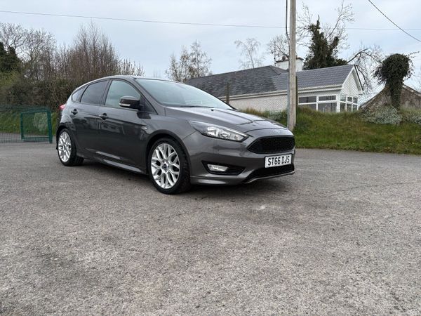Ford Focus Hatchback, Diesel, 2016, Grey