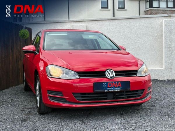 Volkswagen Golf Hatchback, Petrol, 2013, Red