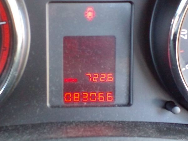 Vauxhall Meriva MPV, Diesel, 2011, Silver