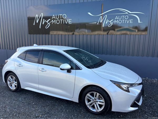 Toyota Corolla Hatchback, Petrol Hybrid, 2020, White