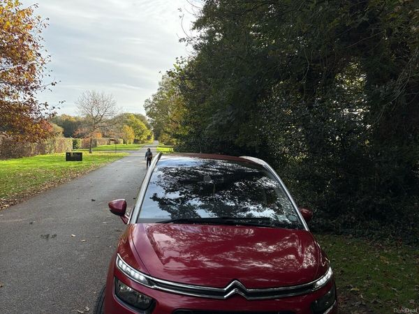 Citroen C4 Hatchback, Diesel, 2017, Red