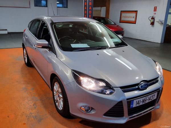 Ford Focus Hatchback, Diesel, 2014, Grey