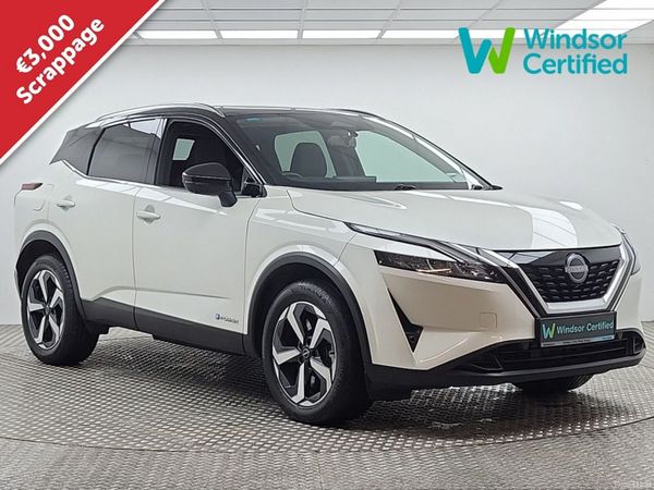 Nissan Qashqai MPV, Petrol, 2023, White