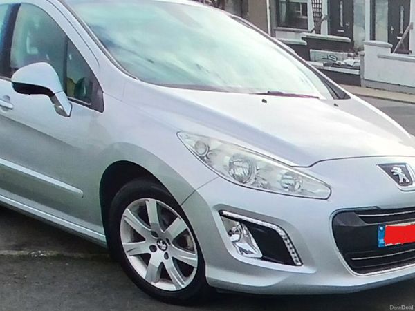 Peugeot 308 Hatchback, Diesel, 2012, Silver