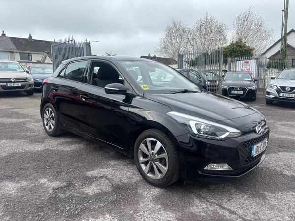 Hyundai i20 Hatchback, Petrol, 2018, Black
