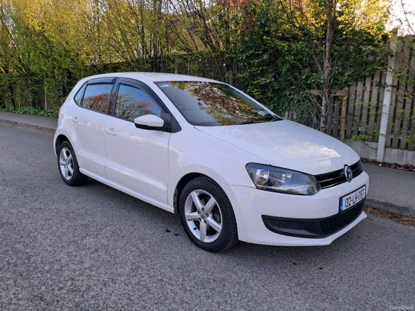 Volkswagen Polo Hatchback, Petrol, 2013, White