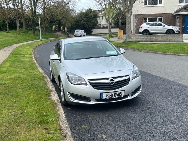 Opel Insignia Saloon, Diesel, 2016, Silver