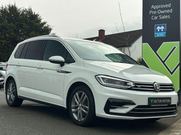 Volkswagen Touran MPV, Petrol, 2017, White