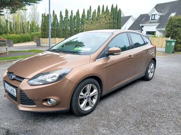 Ford Focus Hatchback, Diesel, 2014, Brown