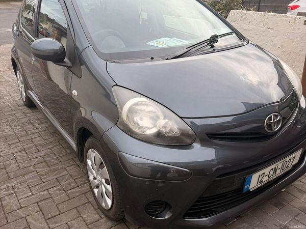 Toyota Aygo Hatchback, Petrol, 2012, Grey