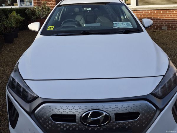 Hyundai IONIQ Hatchback, Electric, 2020, White
