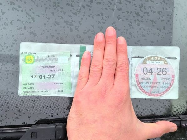 Volkswagen Passat Saloon, Diesel, 2007, Silver