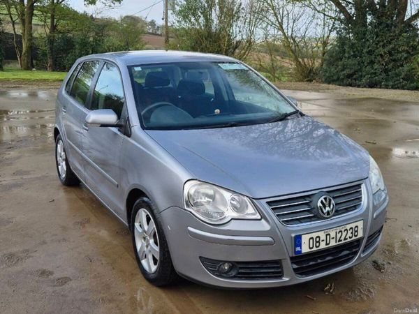 Volkswagen Polo Hatchback, Petrol, 2008, Silver