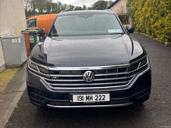 Volkswagen Touareg SUV, Diesel, 2019, Blue