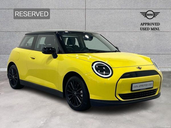 Mini Cooper Hatchback, Electric, 2025, Yellow