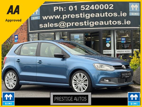 Volkswagen Polo Hatchback, Petrol, 2015, Blue