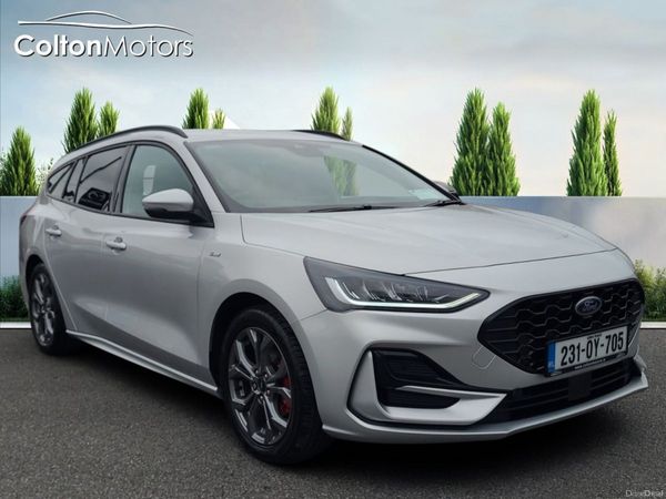 Ford Focus Estate, Petrol, 2023, Silver