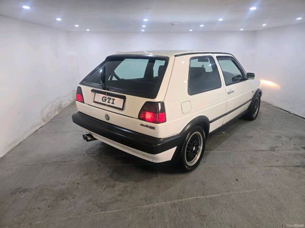 Volkswagen Golf , Petrol, 1991, White
