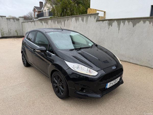 Ford Fiesta Hatchback, Petrol, 2017, Black