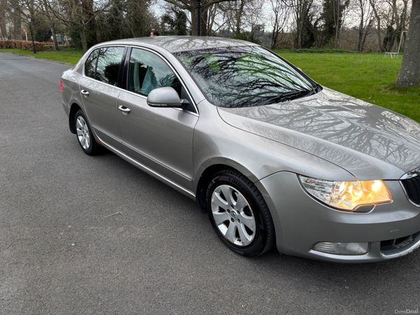 Skoda Superb Saloon, Diesel, 2009, Beige