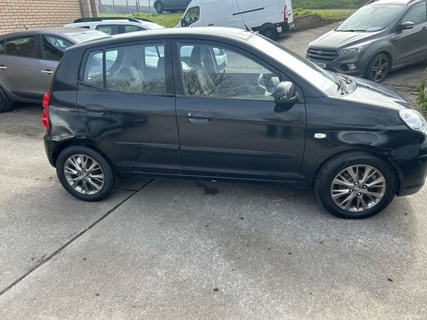 Kia Picanto Hatchback, Petrol, 2010, Black