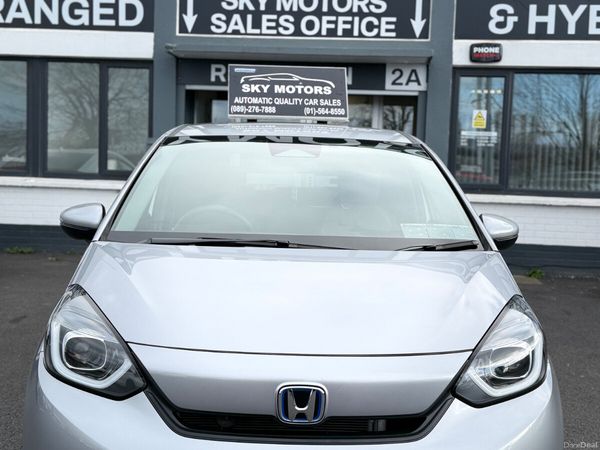 Honda Jazz Hatchback, Petrol Hybrid, 2020, Silver