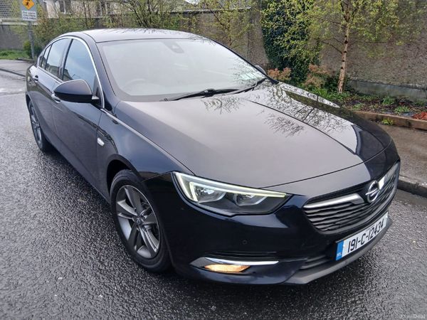 Opel Insignia Hatchback, Diesel, 2019, Blue