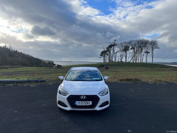 Hyundai i40 Saloon, Diesel, 2017, White