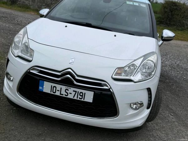 Citroen DS 3 Hatchback, Petrol, 2010, White