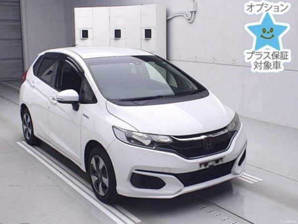 Honda Fit Hatchback, Petrol Hybrid, 2018, White