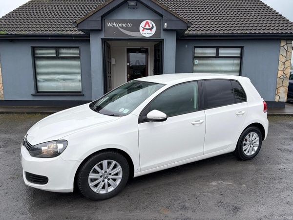 Volkswagen Golf Hatchback, Petrol, 2013, White