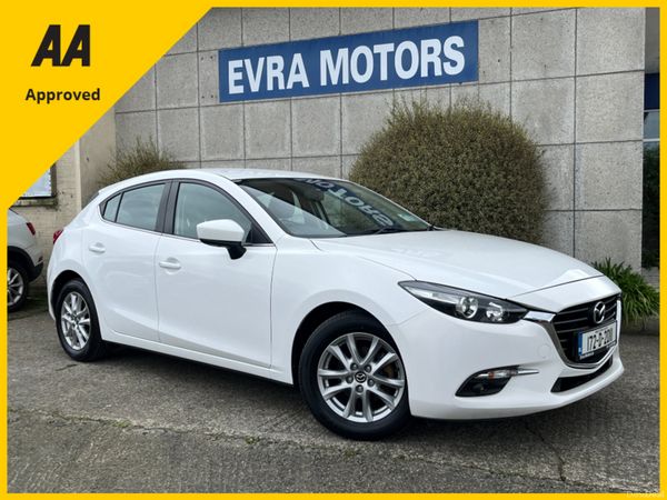 Mazda Mazda3 Hatchback, Petrol, 2017, White